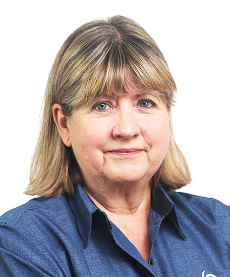 Eileen Carr [photo]